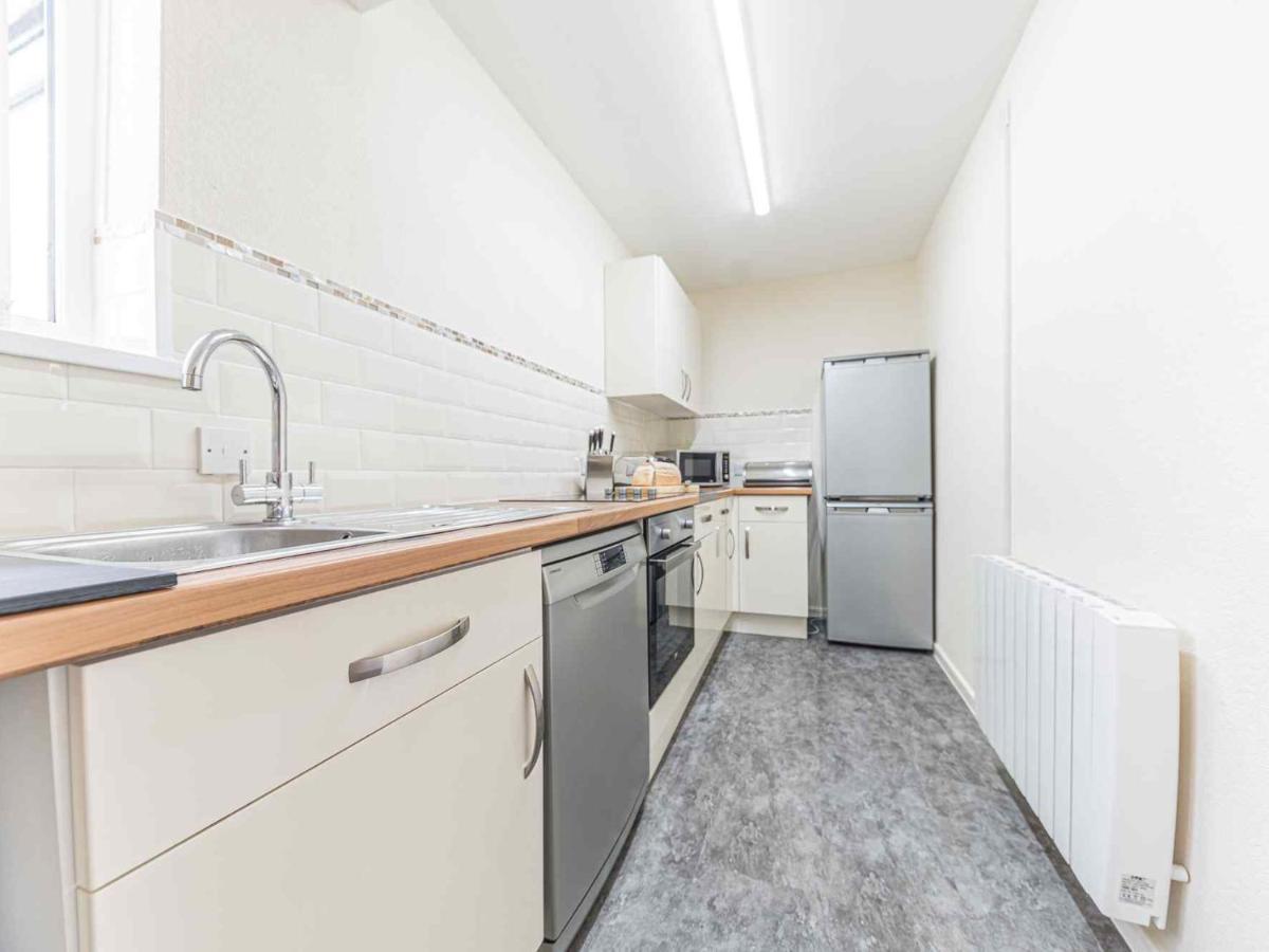 Pass The Keys Comfortable 3 Bed In Central Bowness With Parking Windermere Exterior photo