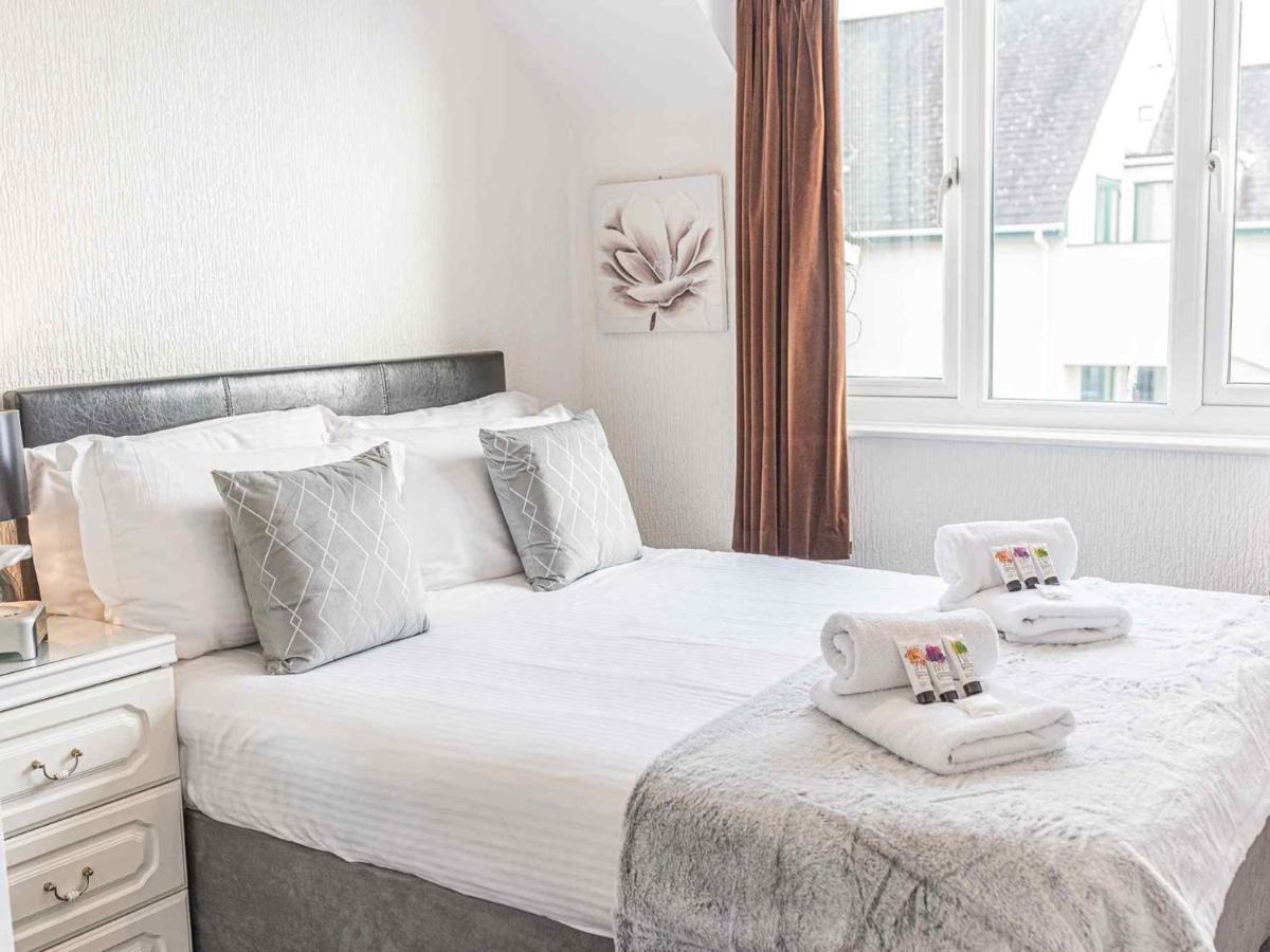 Pass The Keys Comfortable 3 Bed In Central Bowness With Parking Windermere Exterior photo