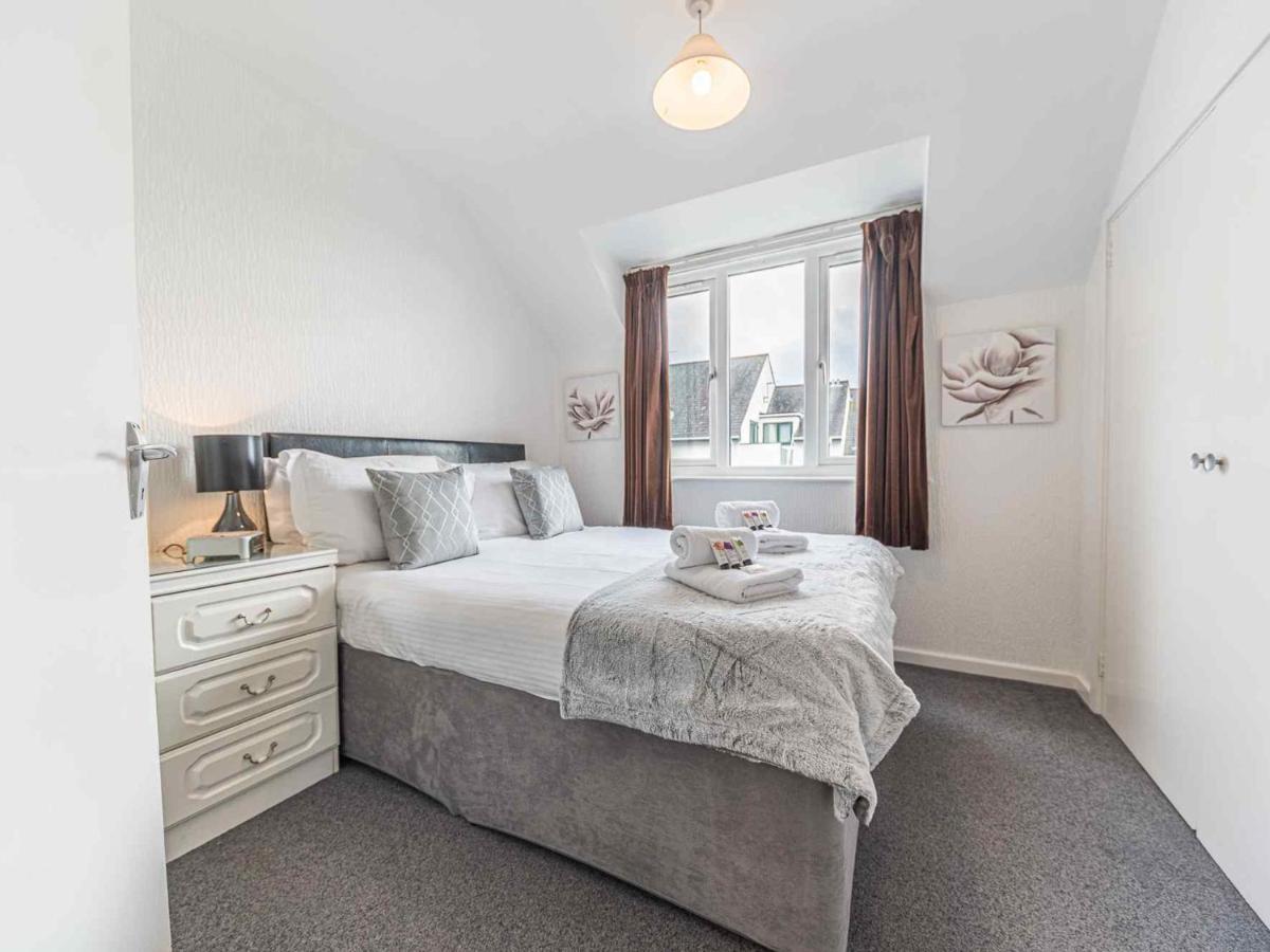 Pass The Keys Comfortable 3 Bed In Central Bowness With Parking Windermere Exterior photo