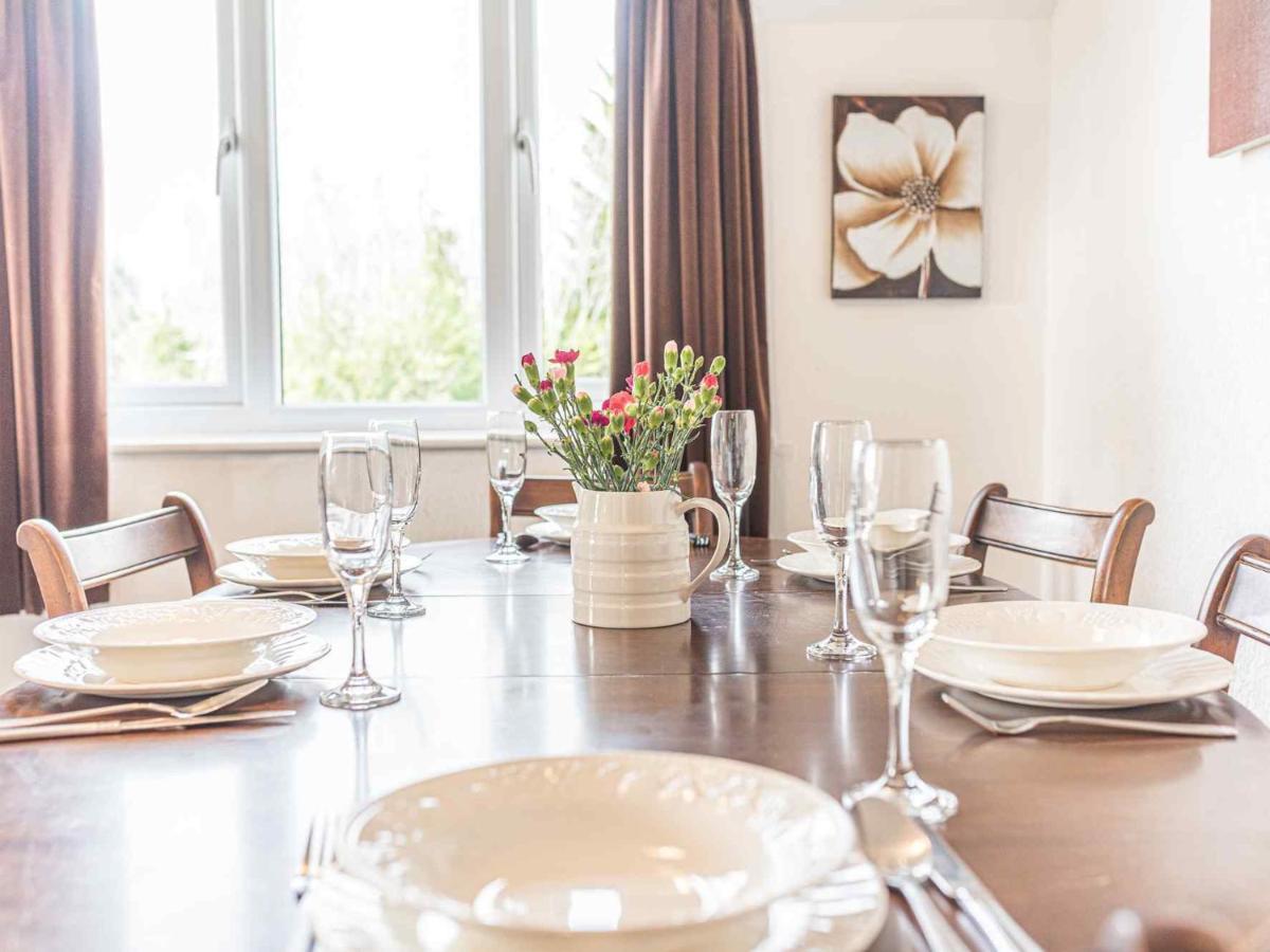 Pass The Keys Comfortable 3 Bed In Central Bowness With Parking Windermere Exterior photo